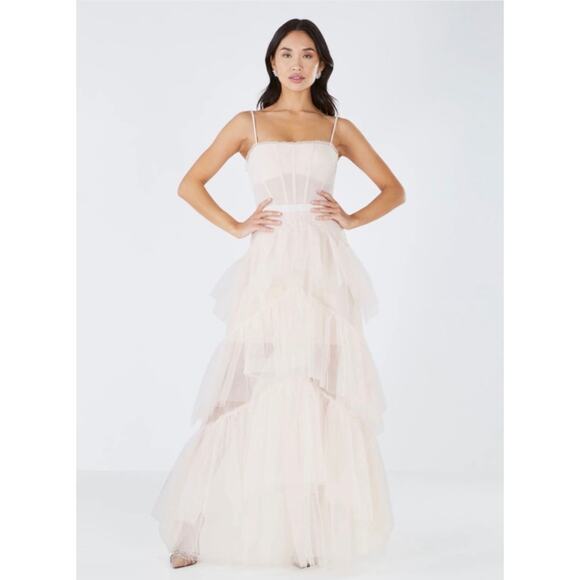 BCBGMaxAzria Dresses & Skirts - Bcbgmaxazria Ivory Tulle Spagetti strap Maxi Dress Size 16